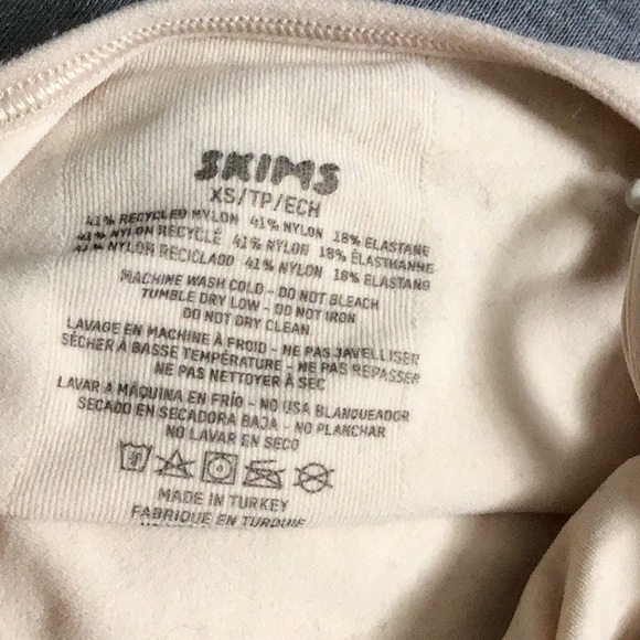 SKIMS Seamless Sculpt Slip Dress - XS - Picture 8 of 12